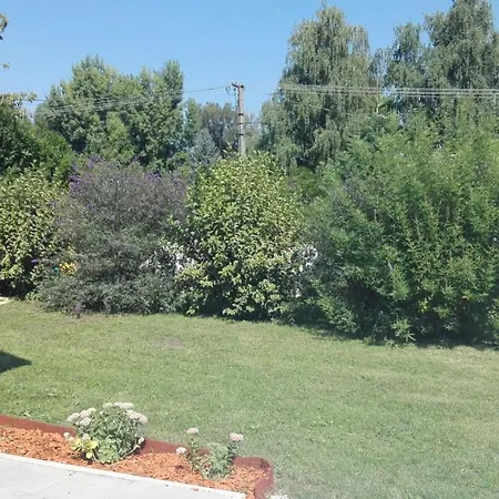 Aranykagylo Nyaralohaz