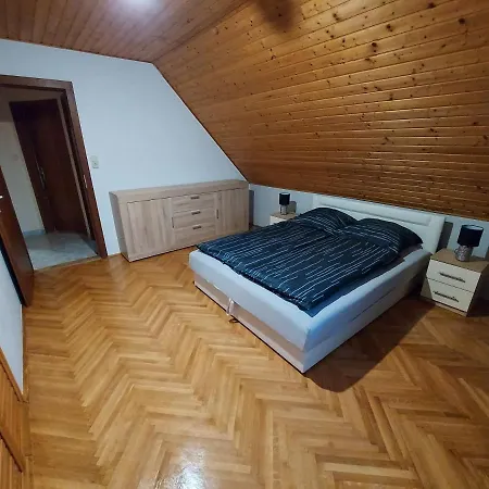 Aranykagylo Nyaralohaz