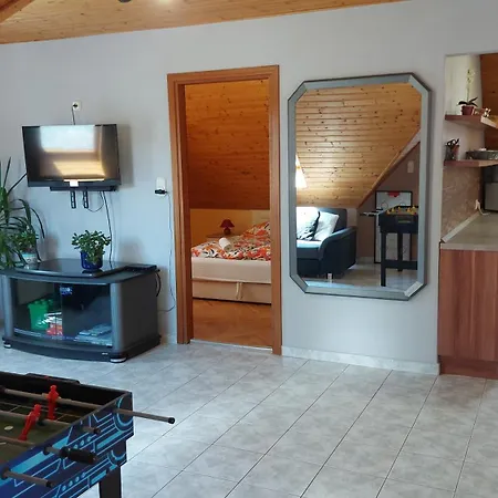 Apartman Aranykagyló