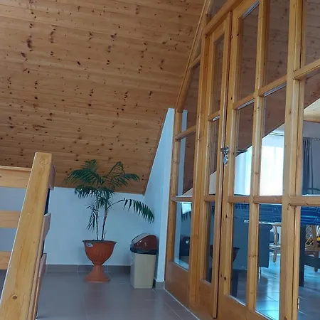 Apartman Aranykagyló