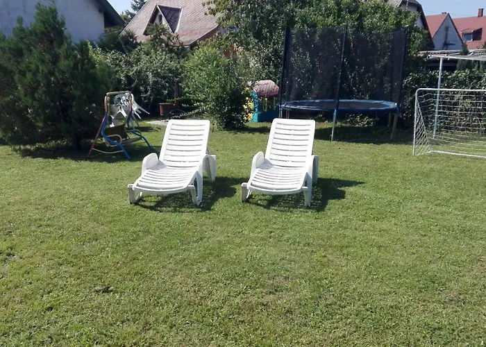 Apartament Aranykagylo Nyaralohaz Badacsonytomaj