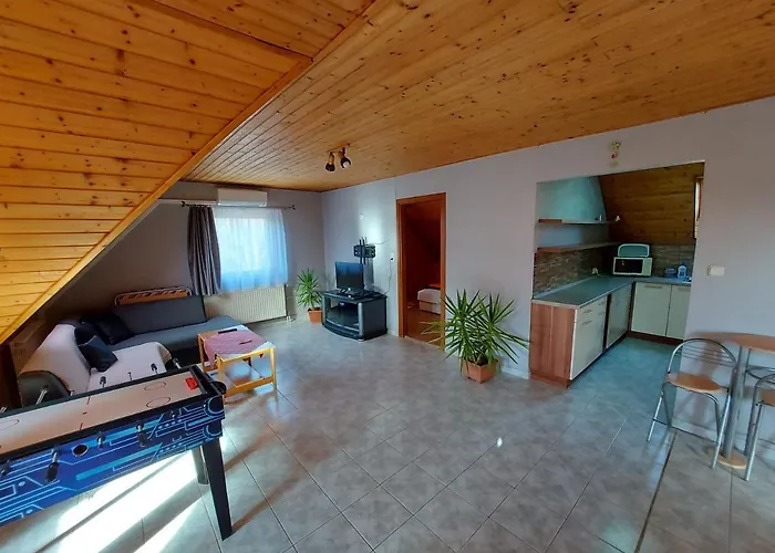 Aranykagylo Nyaralohaz Apartment