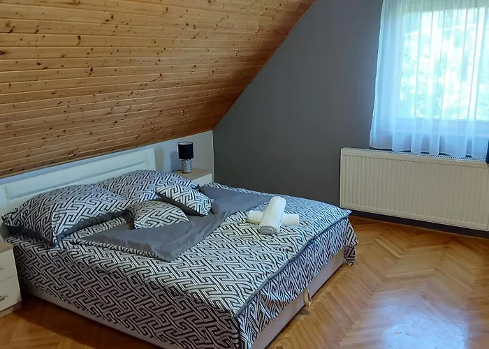 Apartment Aranykagylo Nyaralohaz *