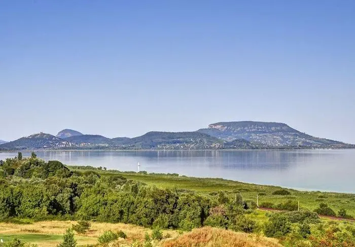 Aranykagylo Nyaralohaz * בדקסוניטומאי